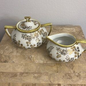 Vintage Creamer and sugar bowl